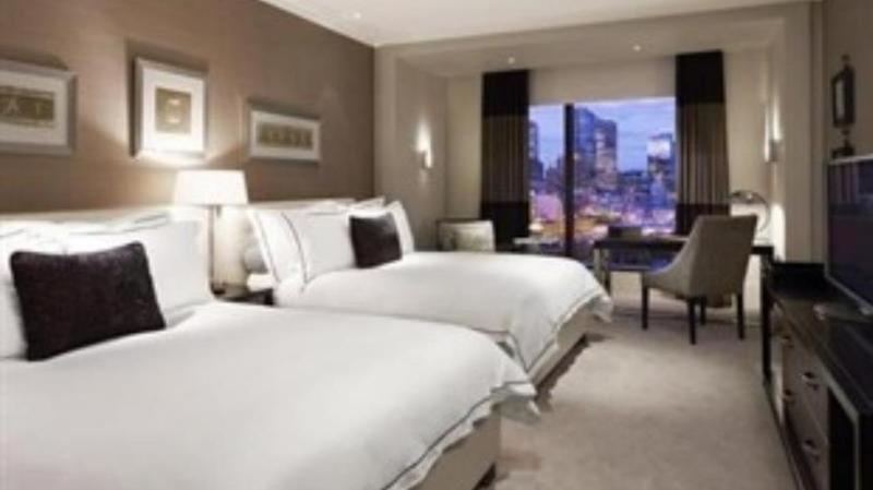 Crown Towers Melbourne Hotel Ngoại thất bức ảnh A room at the Mandarin Oriental, New York